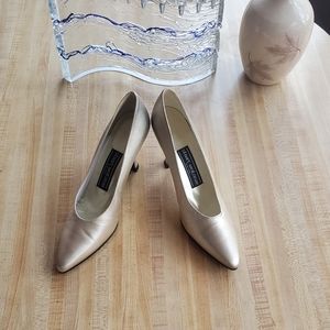 Stuart Weitzman Low Chunky Heels